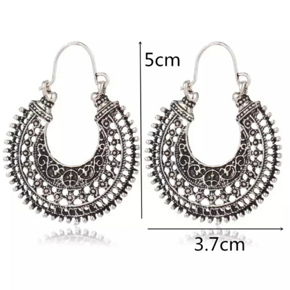 NEW Antique Silver tone Vintage style Earrings - Picture 5 of 5